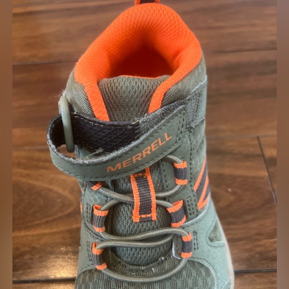 Merrell Green and Orange Kids Hiking Boots Size 12 - Picture 6 of 7
